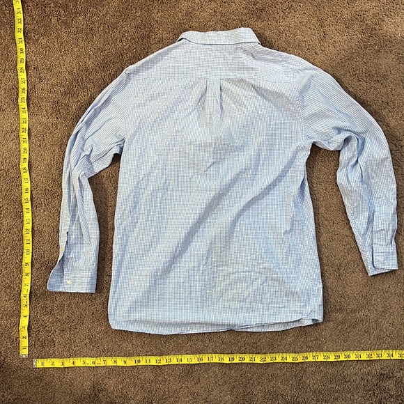 Vineyard vines XL blue & red whale shirt - Picture 3 of 4